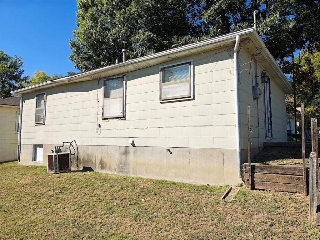 517 1st Street — photo 17