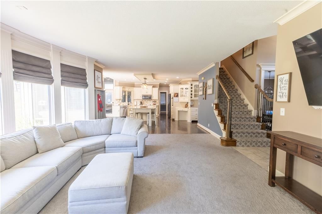 6408 N Spruce Avenue — photo 8