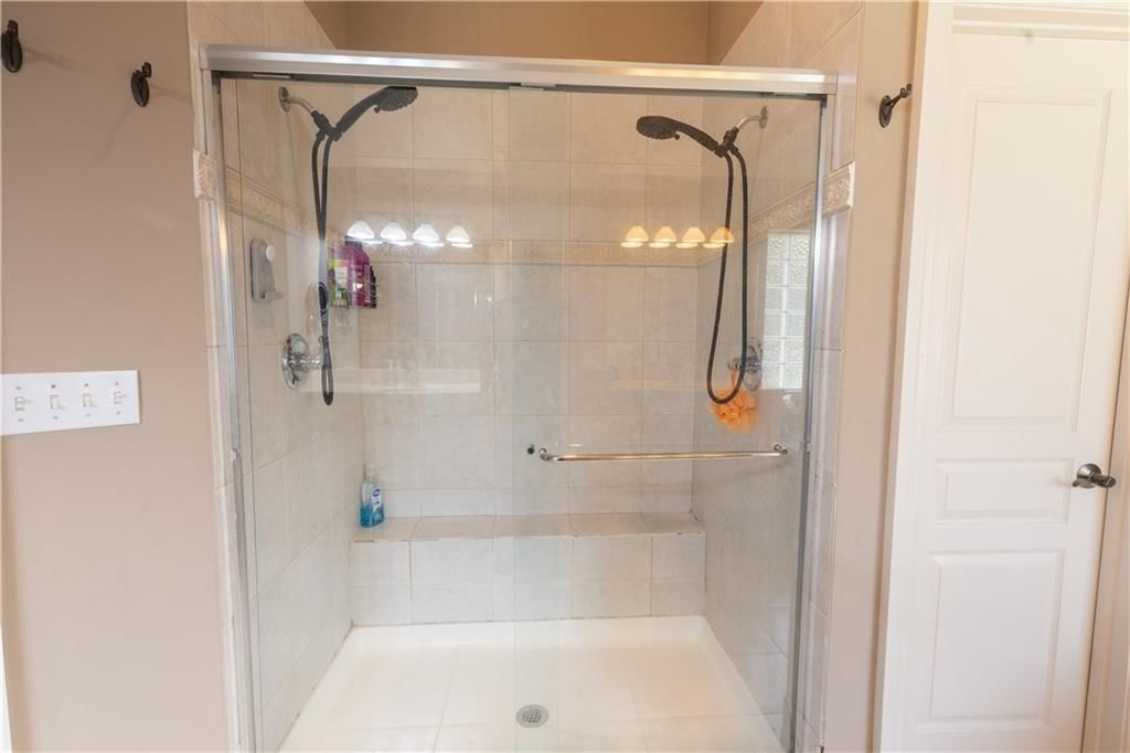 6408 N Spruce Avenue — photo 25