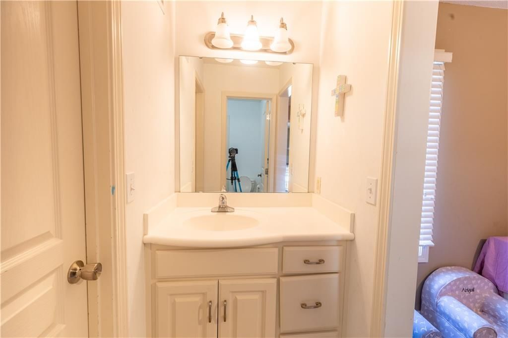 6408 N Spruce Avenue — photo 34