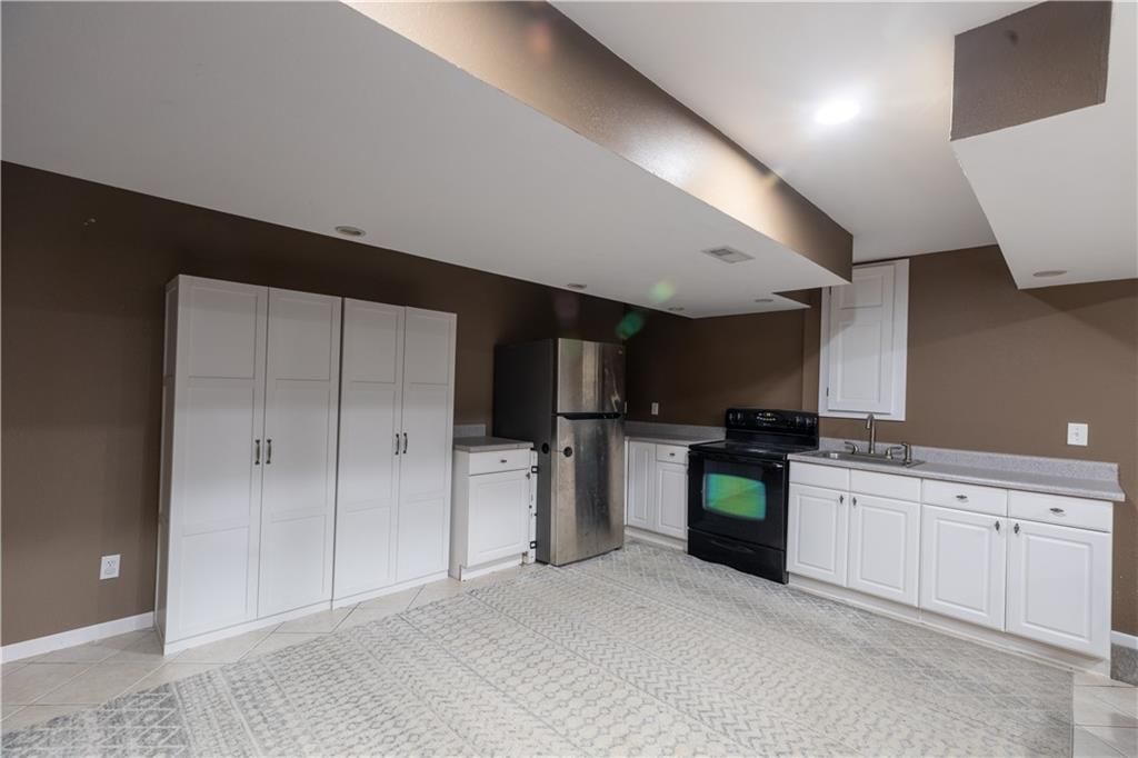 6408 N Spruce Avenue — photo 39