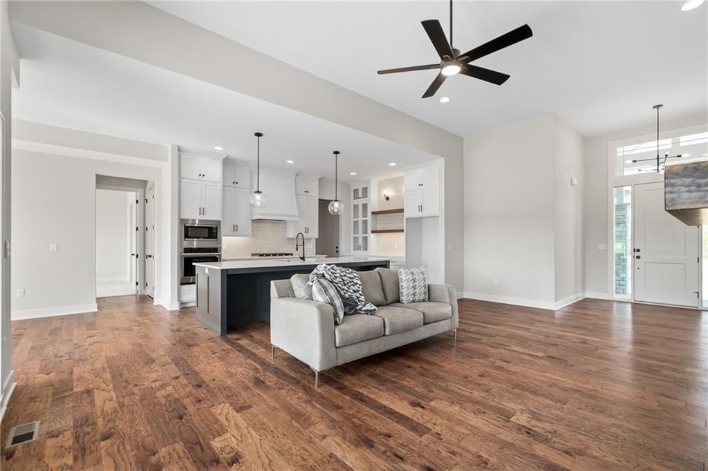 25003 W 89th Terrace — photo 11