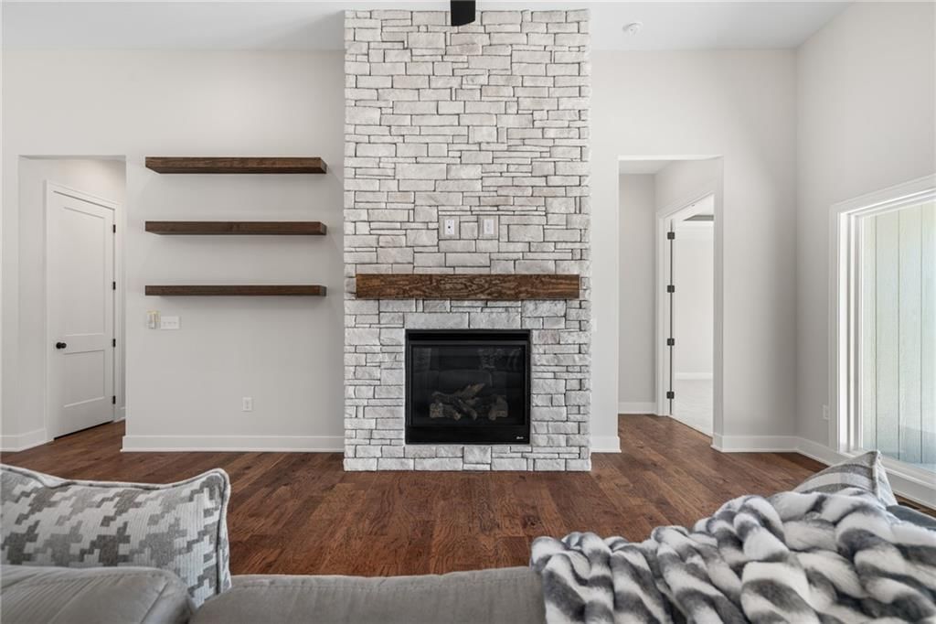 25003 W 89th Terrace — photo 12