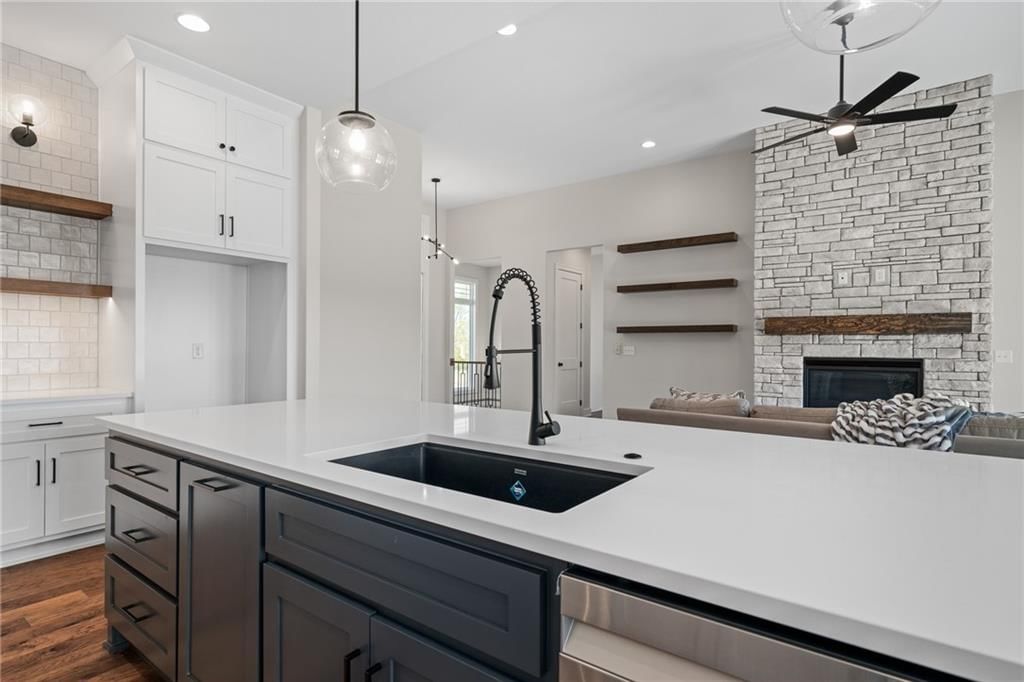 25003 W 89th Terrace — photo 18