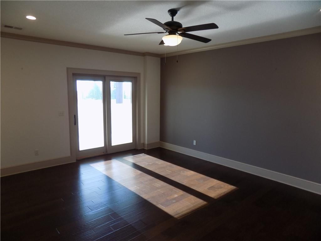 25141 Pressonville Road — photo 8