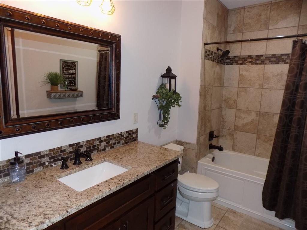 25141 Pressonville Road — photo 16