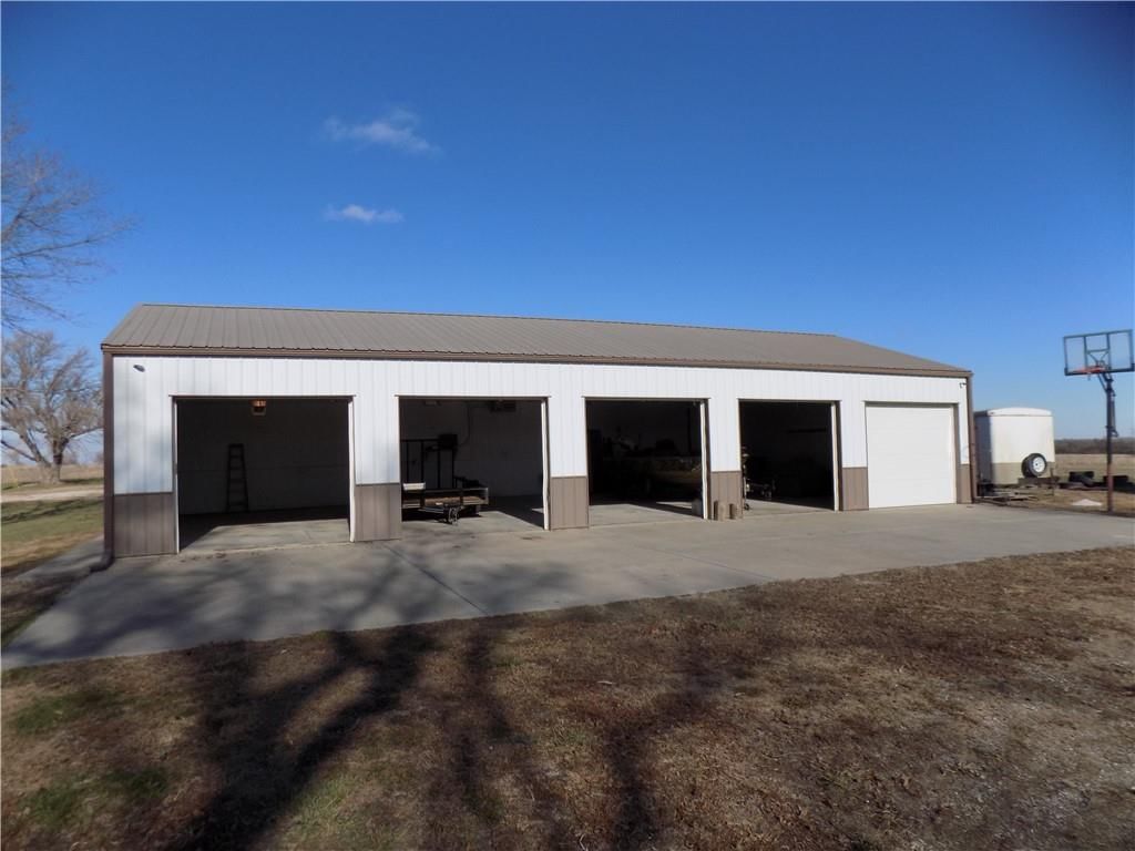 25141 Pressonville Road — photo 26