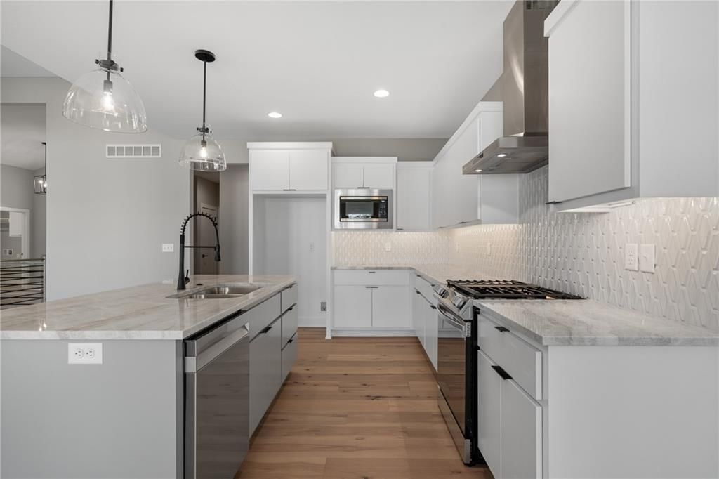 25102 W 90th Terrace — photo 15