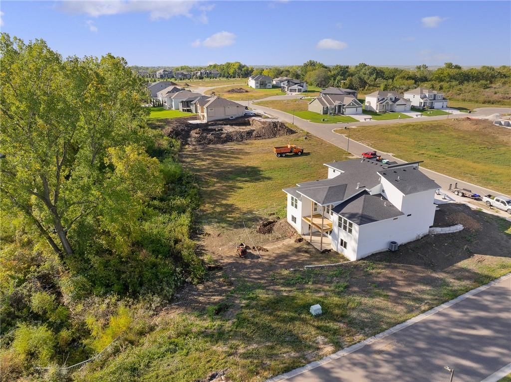 8901 Shady Bend Road — photo 4