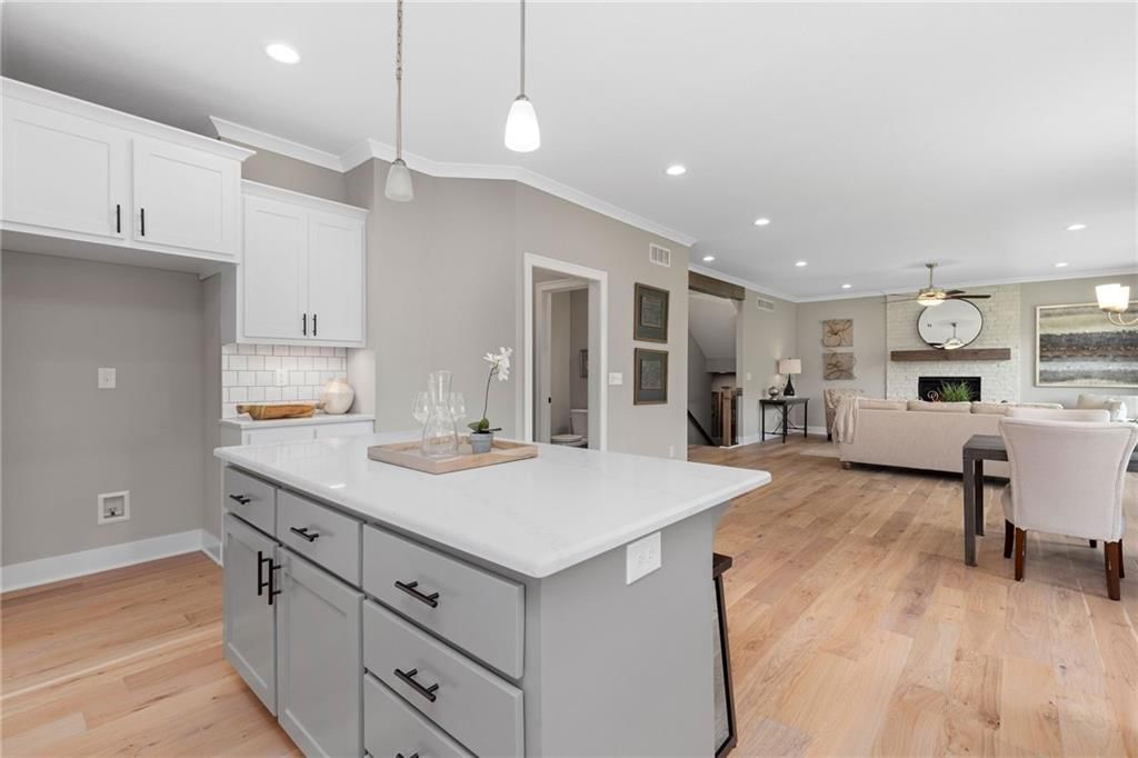 31409 W 85th Terrace — photo 11
