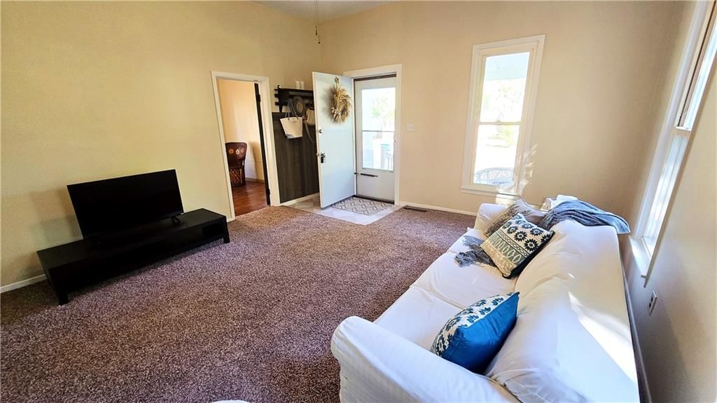 748 S Lowman Street — photo 10
