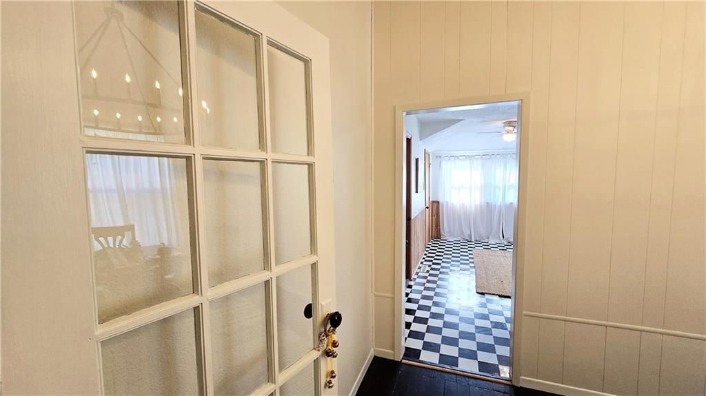 748 S Lowman Street — photo 18