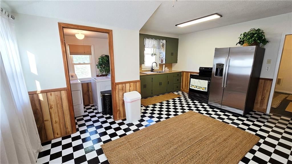 748 S Lowman Street — photo 21