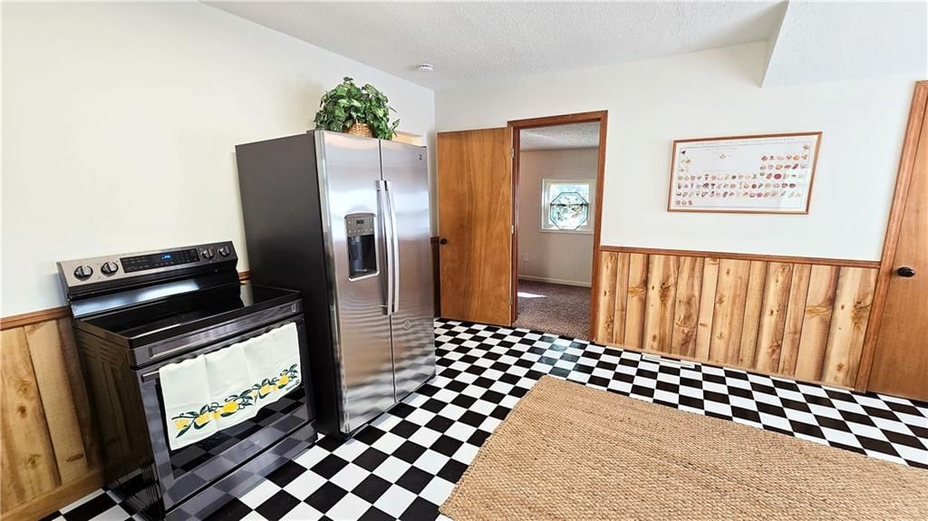 748 S Lowman Street — photo 37