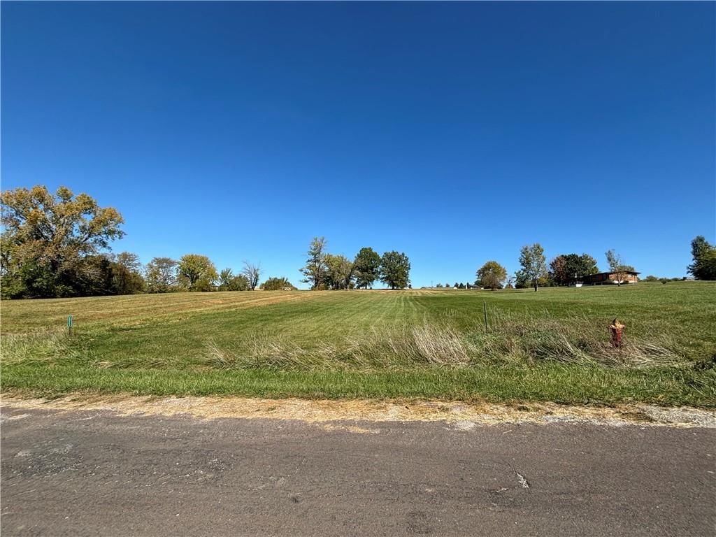 Lot 2023 Admiral Drive — photo 2
