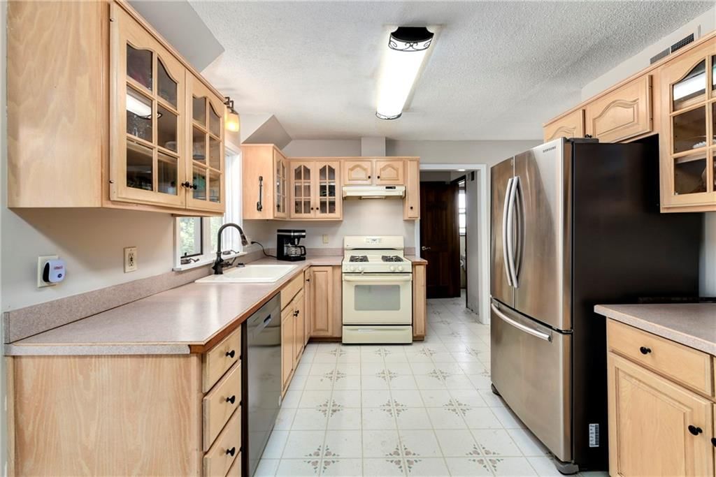 1940 Vilas Street — photo 15