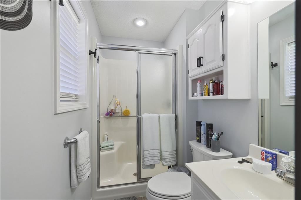 302 W 32nd Street — photo 14