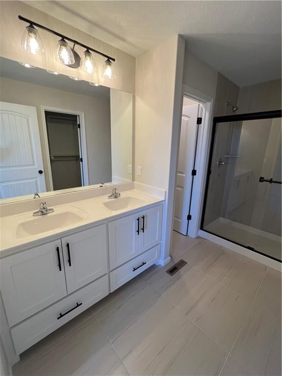 9417 N HARDEN Avenue — photo 11