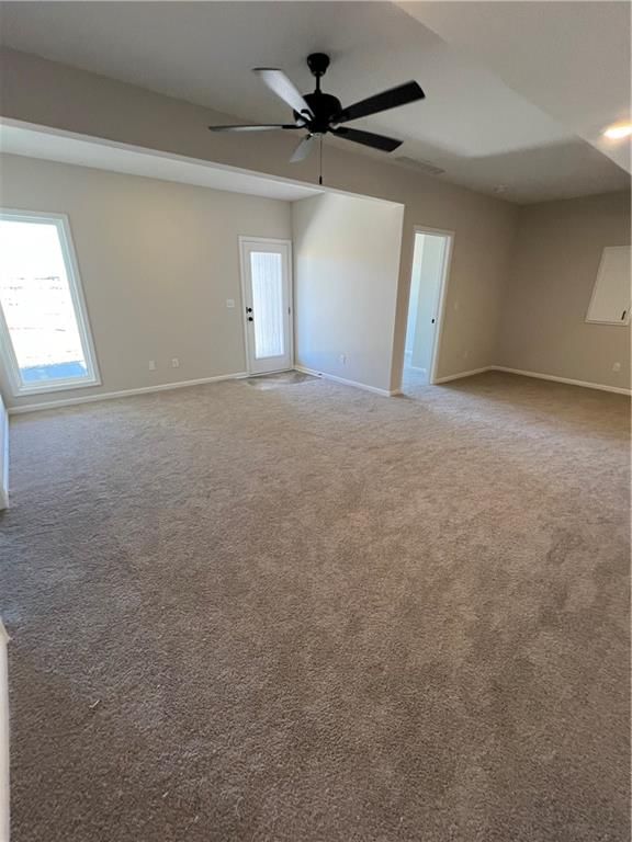 9417 N HARDEN Avenue — photo 16
