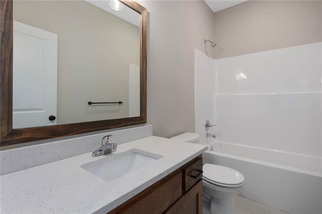 217 SW Chelmsford Drive — photo 27