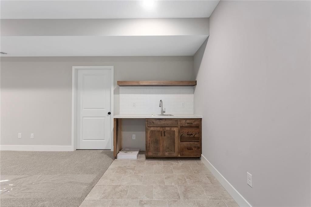 217 SW Chelmsford Drive — photo 29