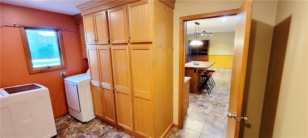 1516 E Lincoln Street — photo 7