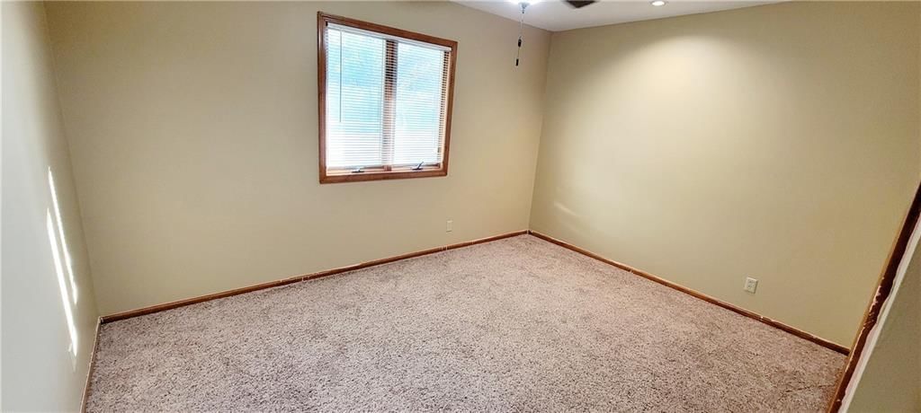 1516 E Lincoln Street — photo 11