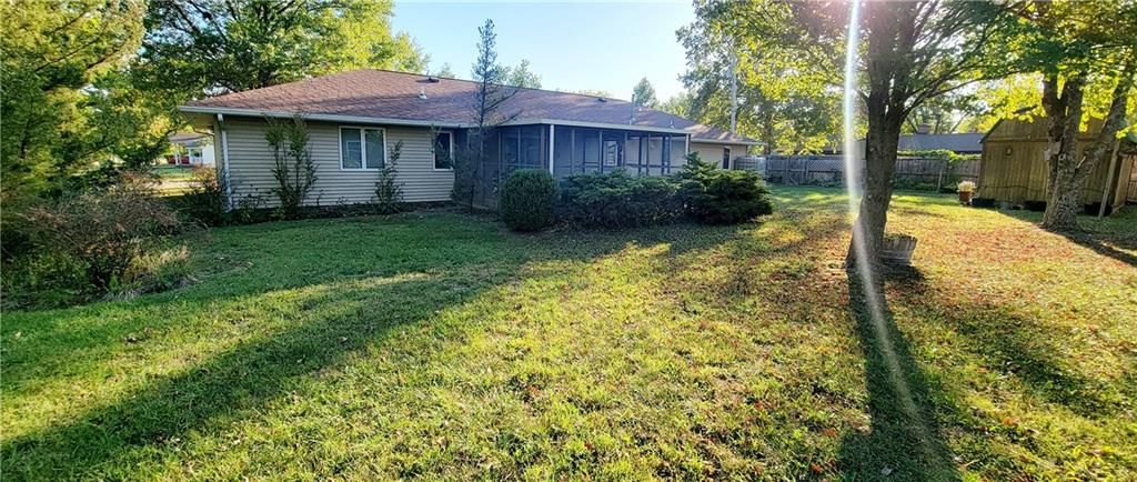 1516 E Lincoln Street — photo 26