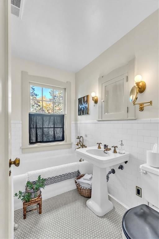 5155 Wornall Road — photo 21