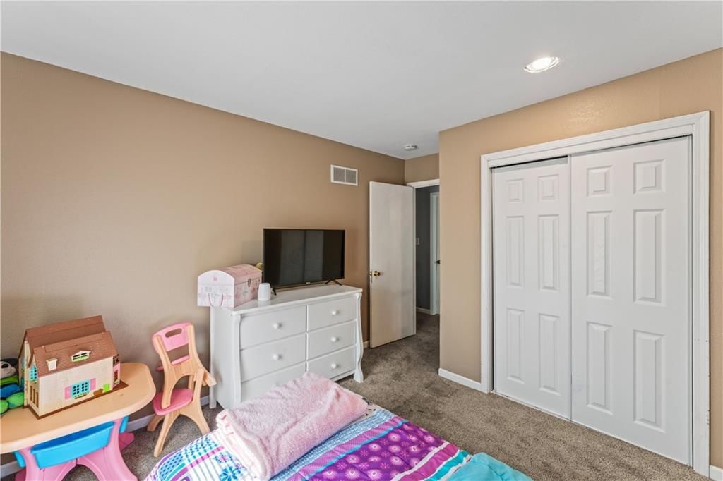509 NE Grand Avenue — photo 22