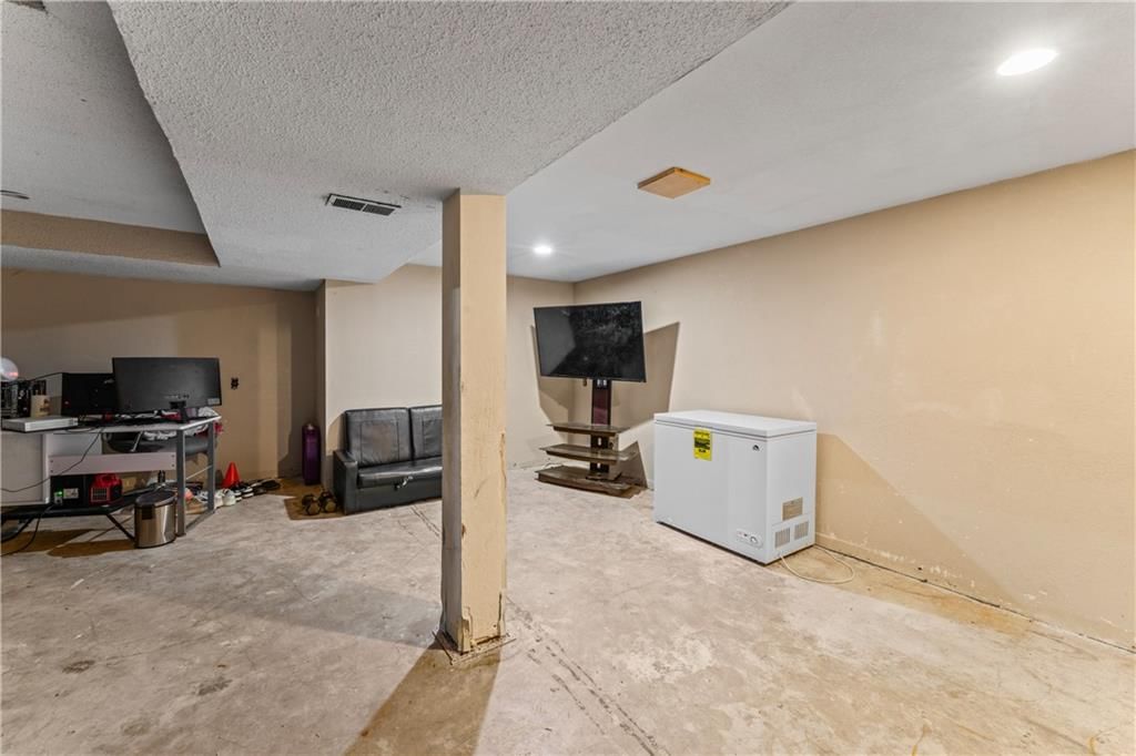 509 NE Grand Avenue — photo 28