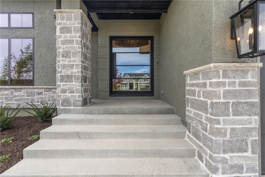 Photo 53 of 92 - 17004 Parkhill Street