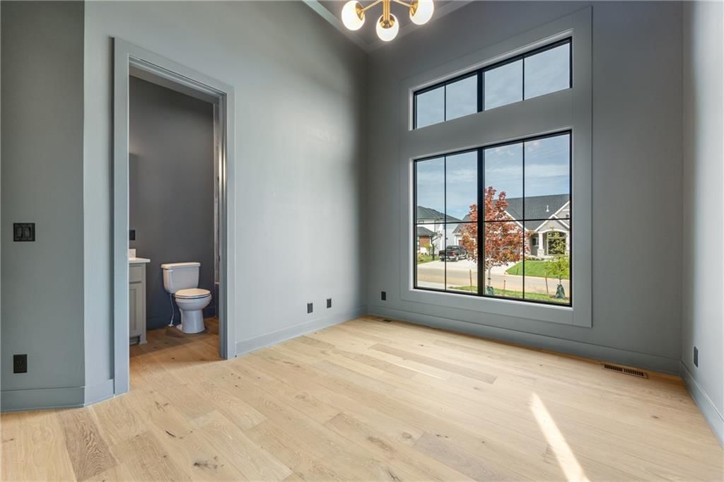 Photo 56 of 92 - 17004 Parkhill Street