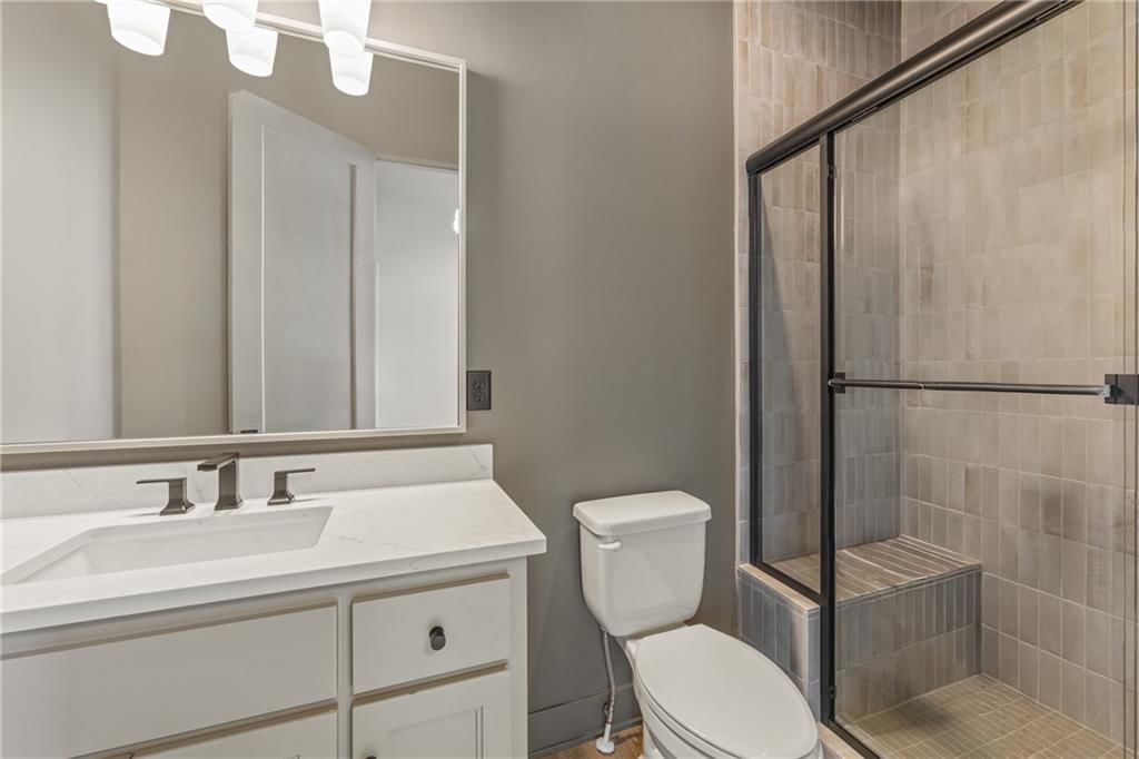 Photo 57 of 92 - 17004 Parkhill Street