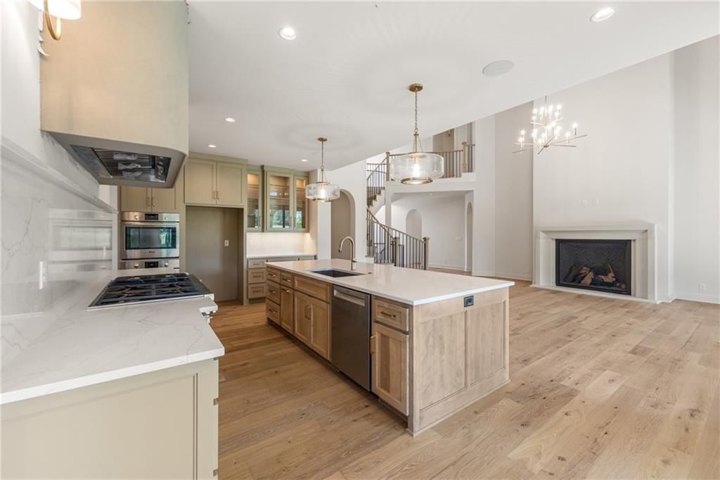 Photo 66 of 92 - 17004 Parkhill Street