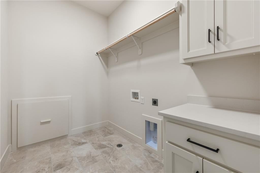 Photo 85 of 92 - 17004 Parkhill Street