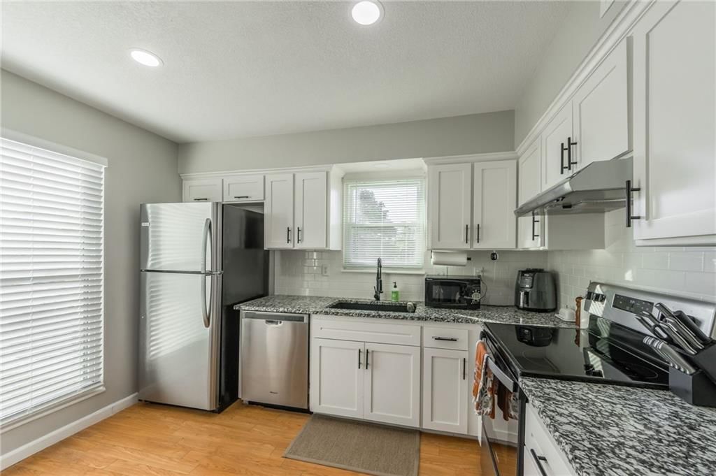 10110 W 95th Street — photo 17