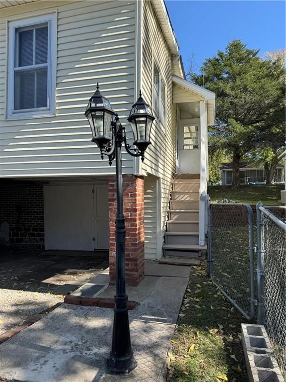 114 N Little Street — photo 21
