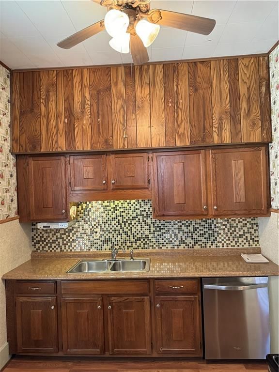 114 N Little Street — photo 42