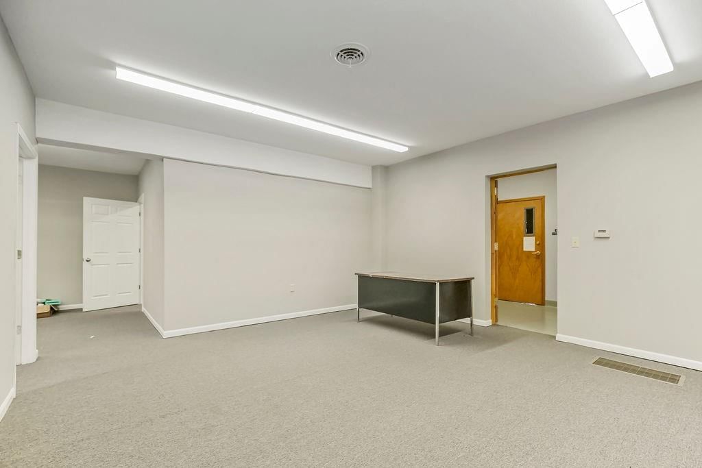 5 S Peoria Street — photo 38