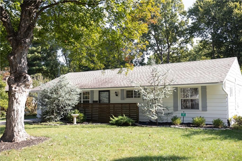 7805 Rosewood Lane — photo 1