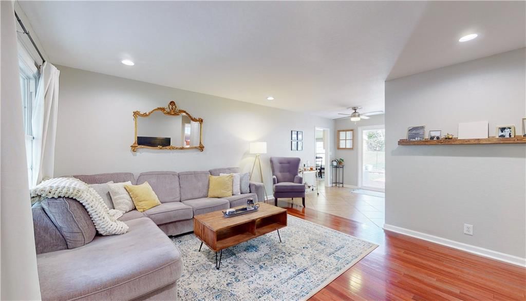 7805 Rosewood Lane — photo 4