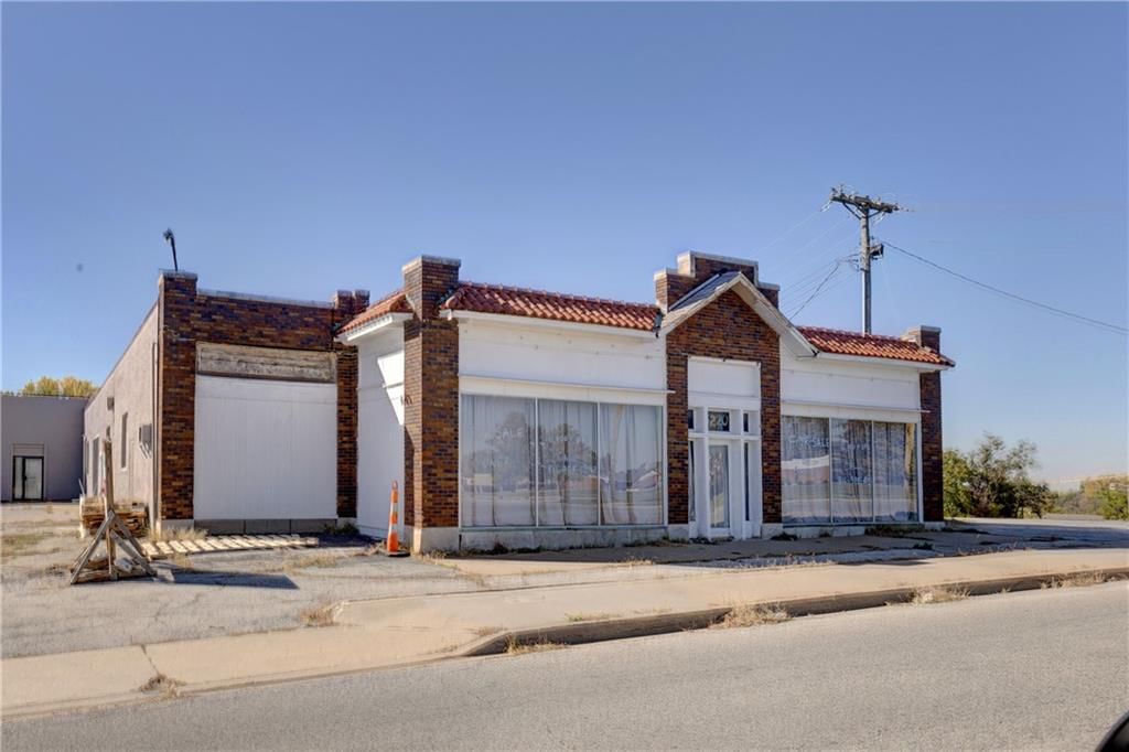 Photo 43 of 48 - 6220 Raytown Road