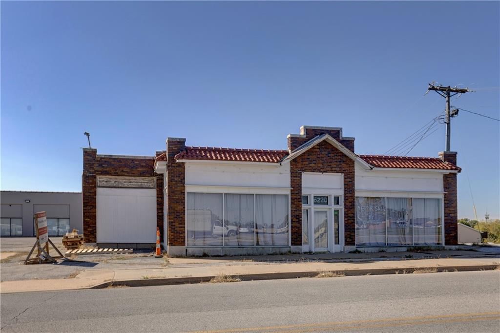 Photo 44 of 48 - 6220 Raytown Road