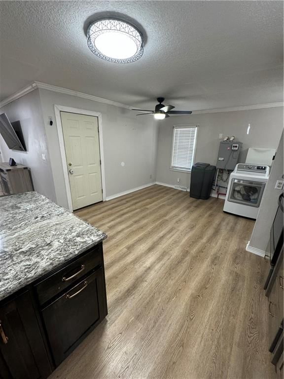 104 N Crawford Street — photo 9