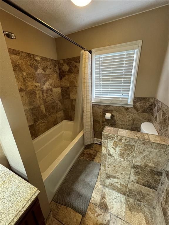 104 N Crawford Street — photo 17