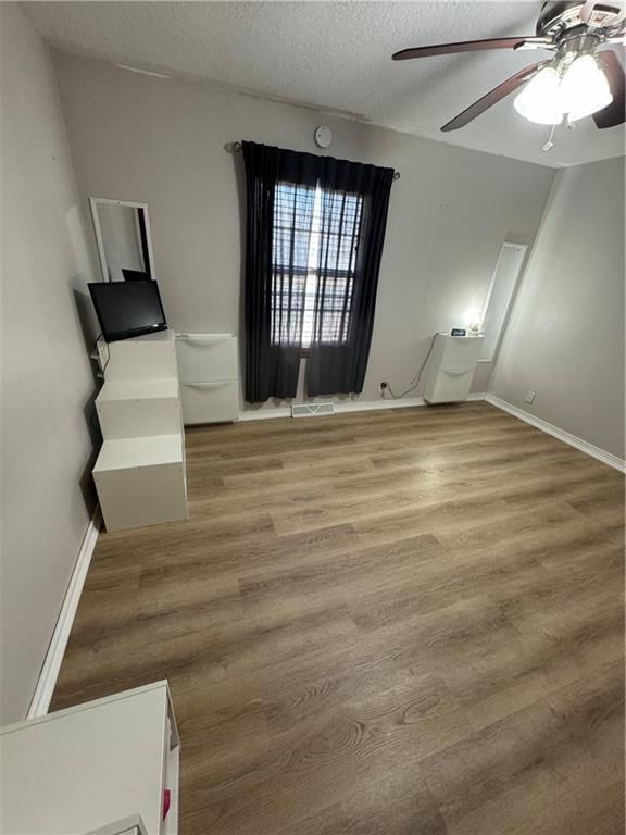 104 N Crawford Street — photo 19