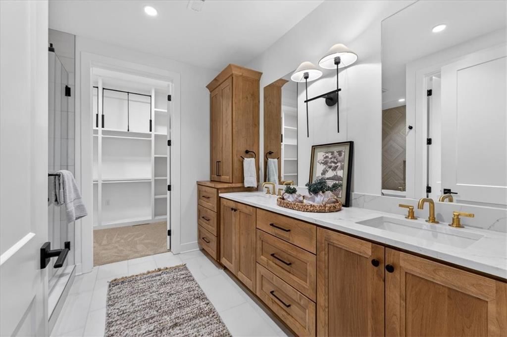 2846 W 133rd Terrace — photo 35