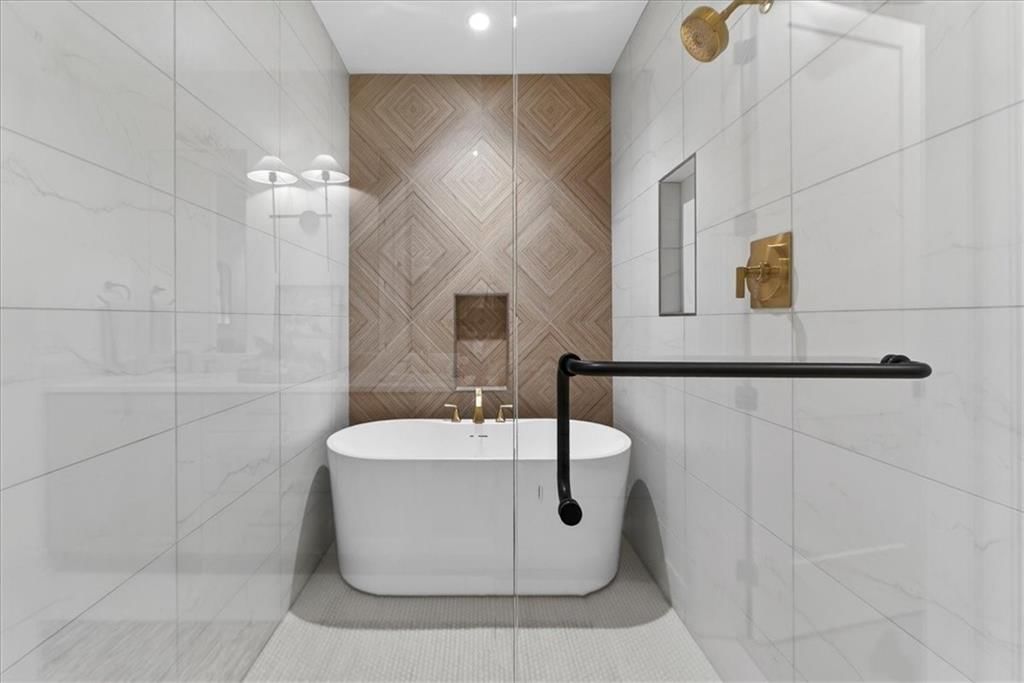 2846 W 133rd Terrace — photo 37