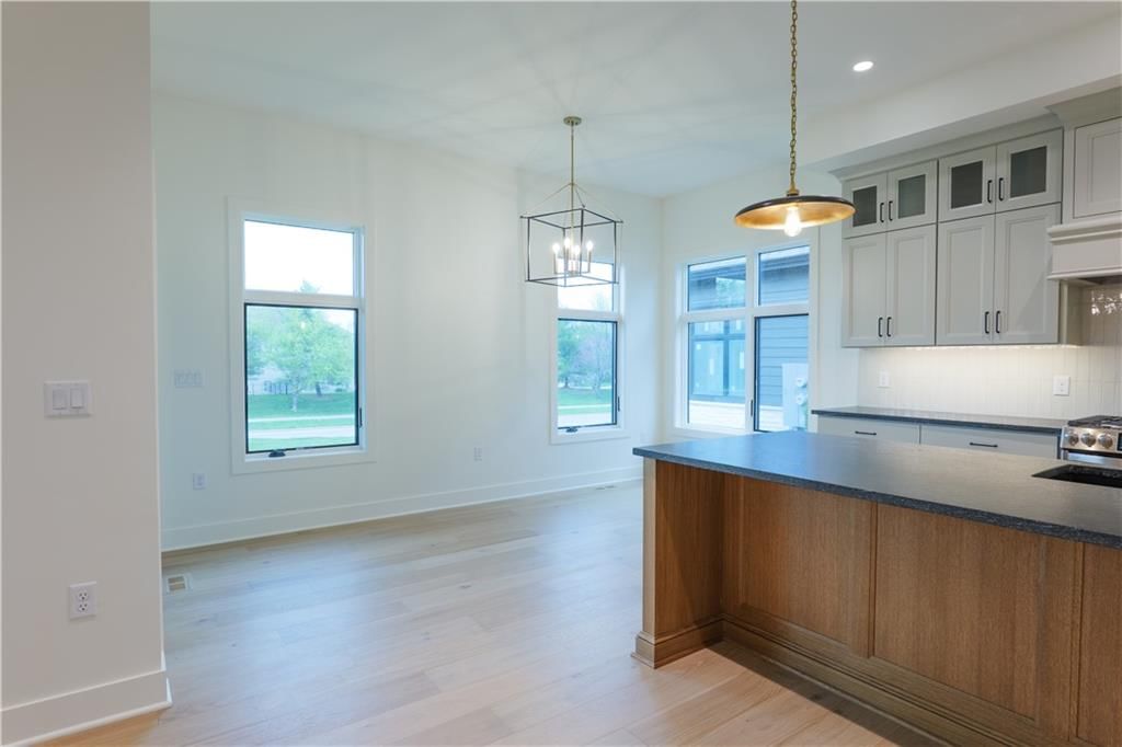 2852 W 133rd Terrace — photo 15